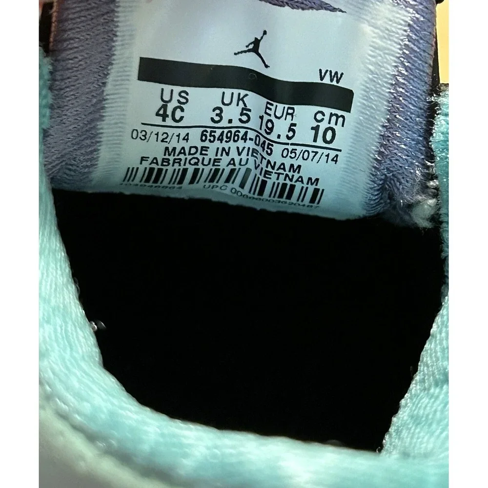 Nike Air Jordan 3 Retro BT Bleached Turquoise Shoes 654964-045‎ Toddlers Size 4C
